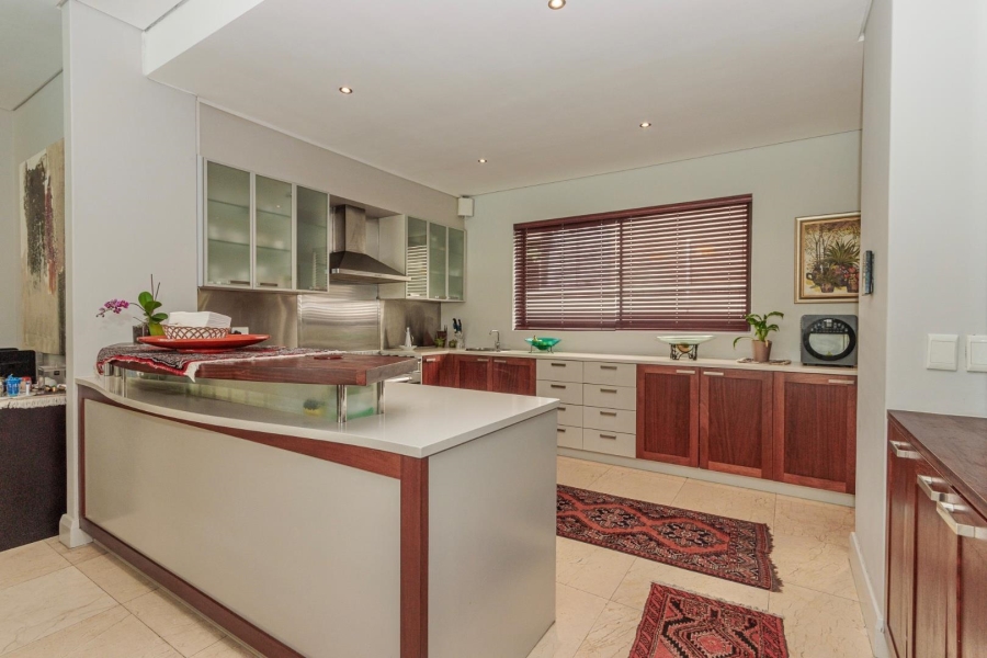 8 Bedroom Property for Sale in Sunset Beach Western Cape